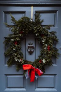 Wreath on door 